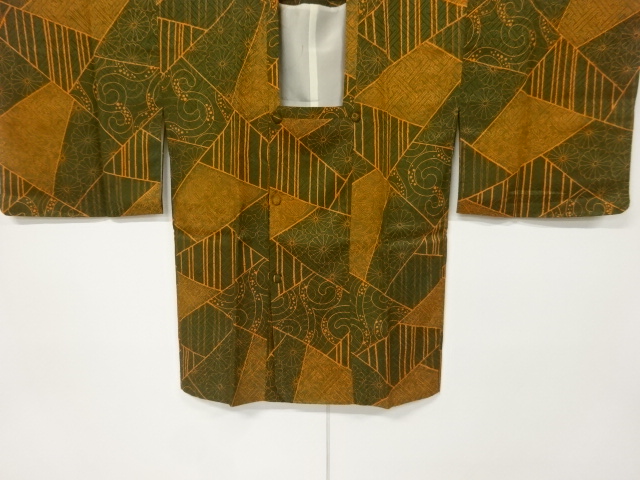 切りばめ風花唐草模様道行コート